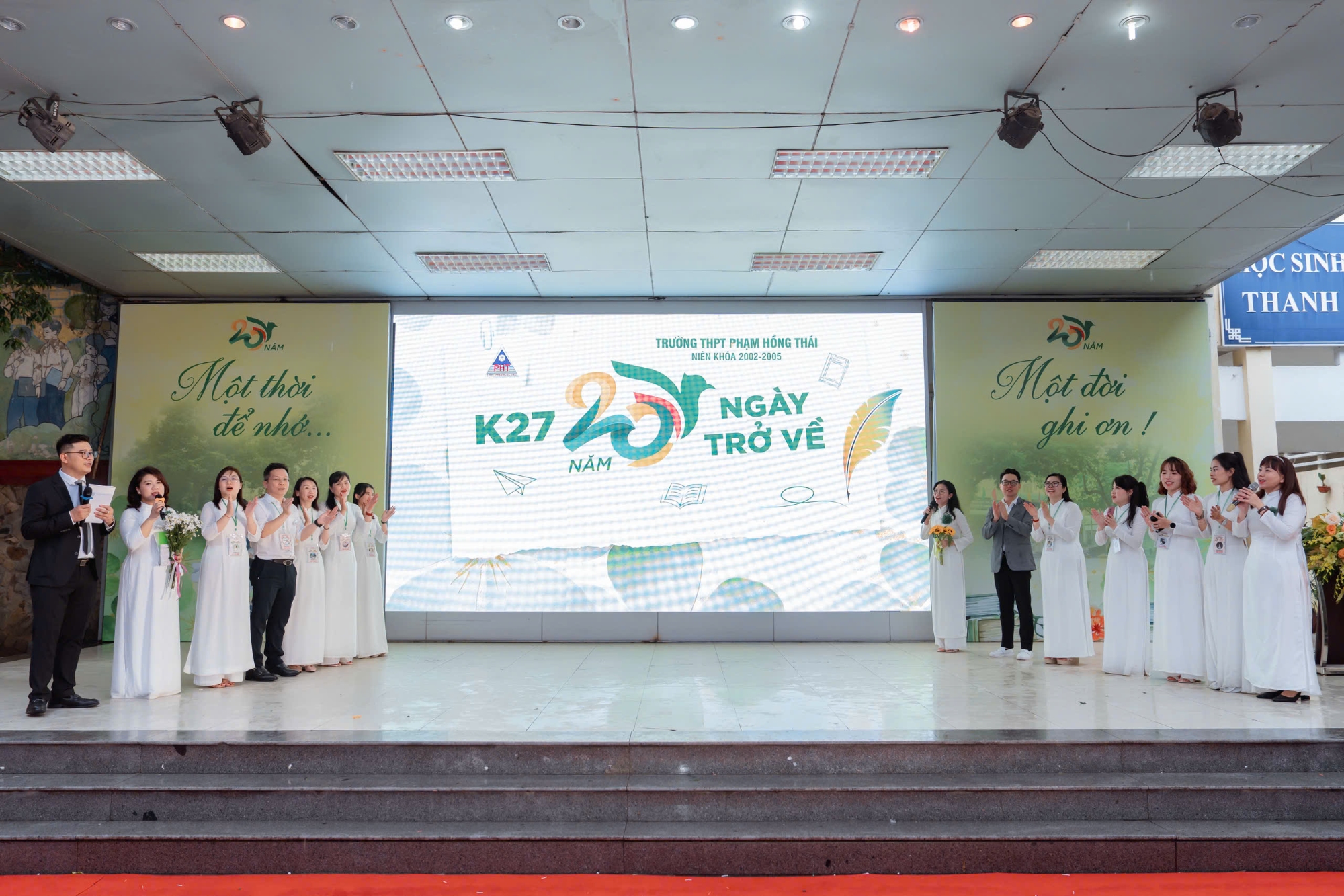 z7213717165575 04f8bd8f3c31b90ea3d845345241b000