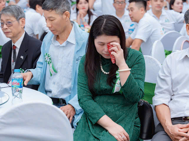 z7213717201148 4a5e1a7cb47d817aff18b7f67af6e509