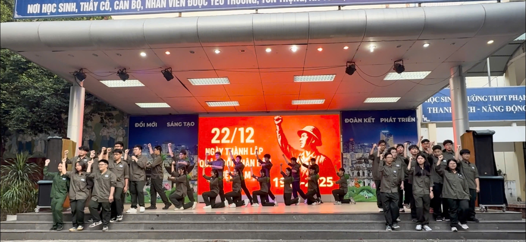 z7354353541963 403f3bbc6b448ff7dd82aae4f3461c12